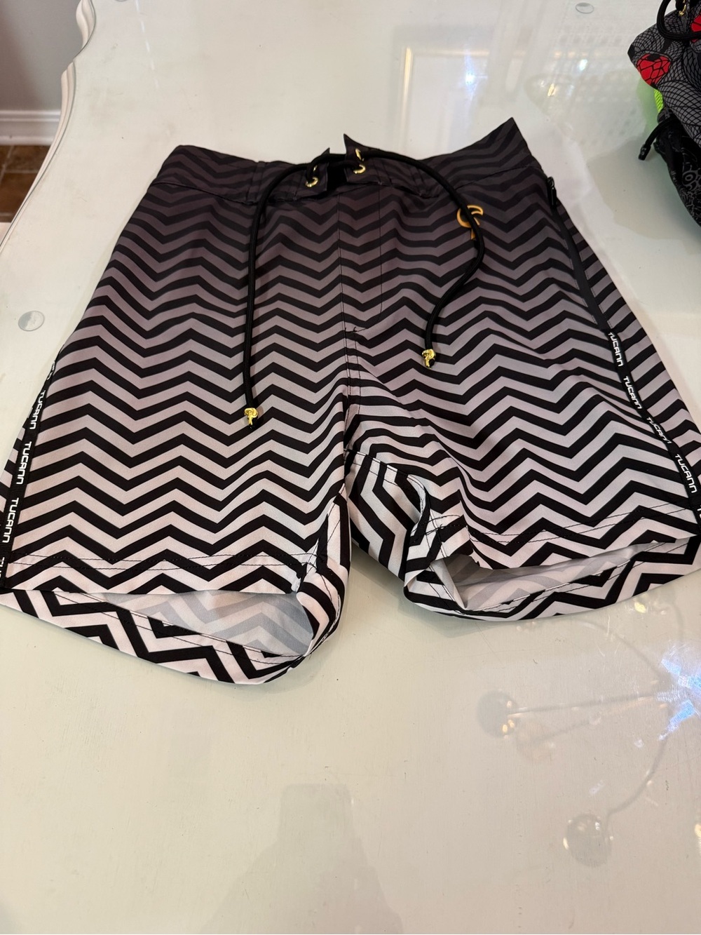 Men's Black & White Chevron Swim Shorts with Gold-Accent Drawstring 5”